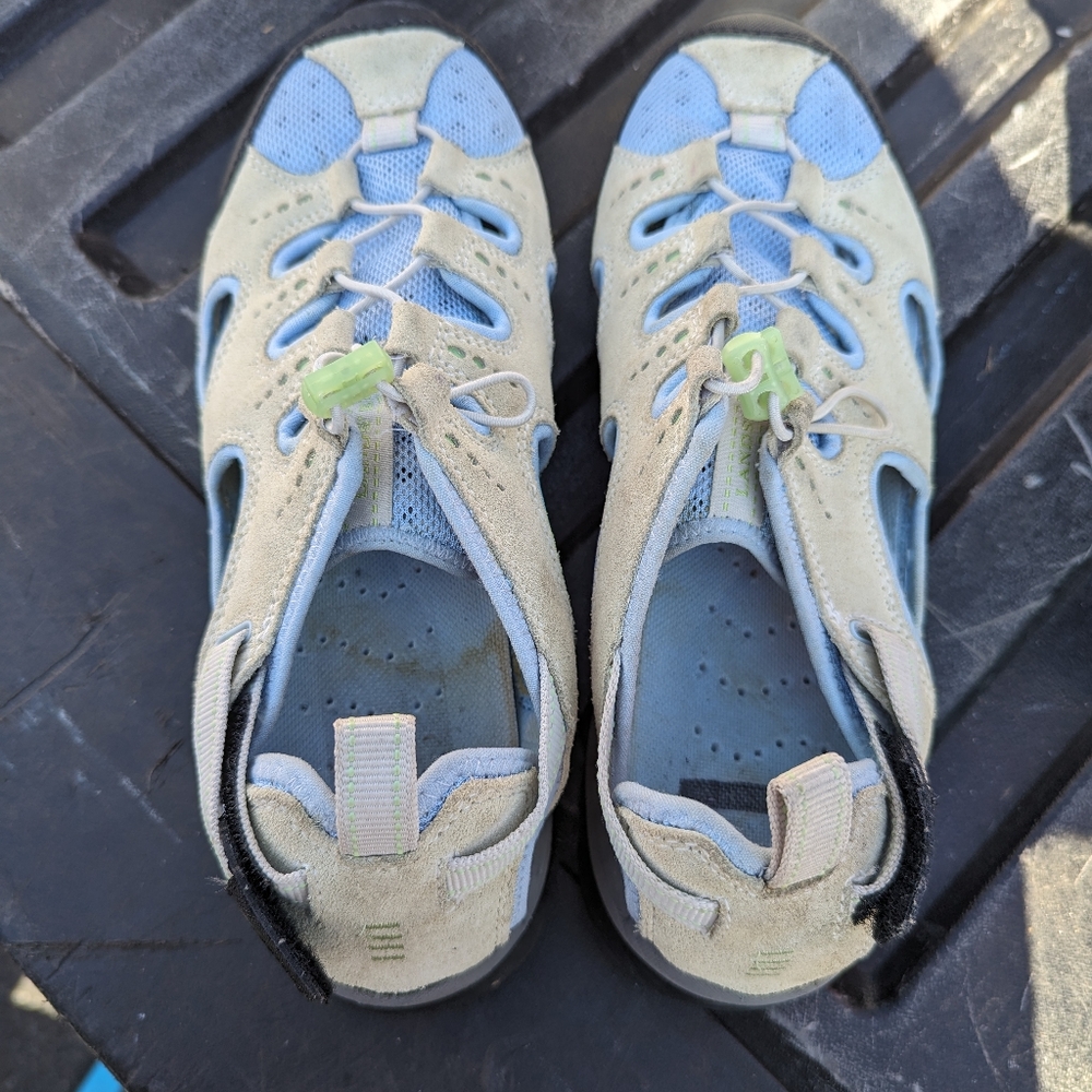 Lands End hiking shoe